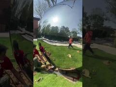 Outdoor light sculpture