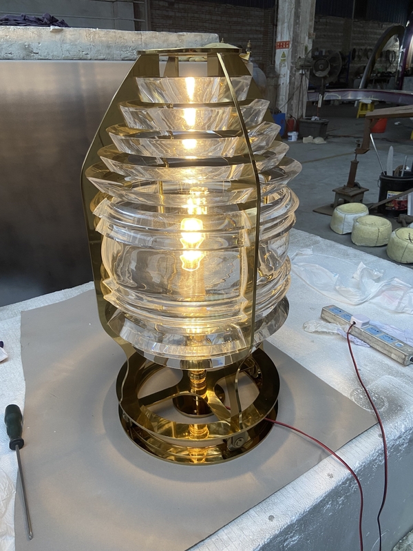 Metal Plating Titanium Gold Art Table Lamp Sculpture For Museum Display